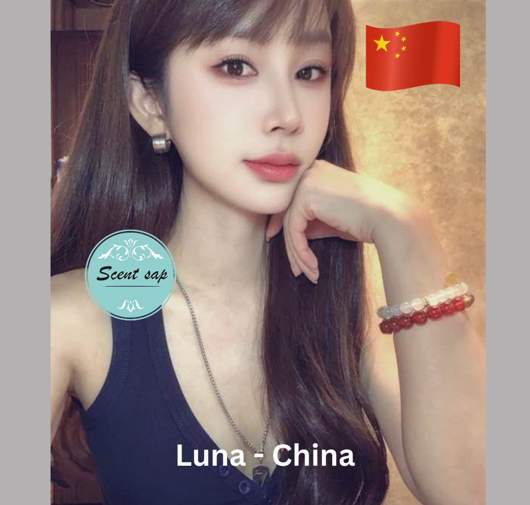 Luna - Massage Therapist